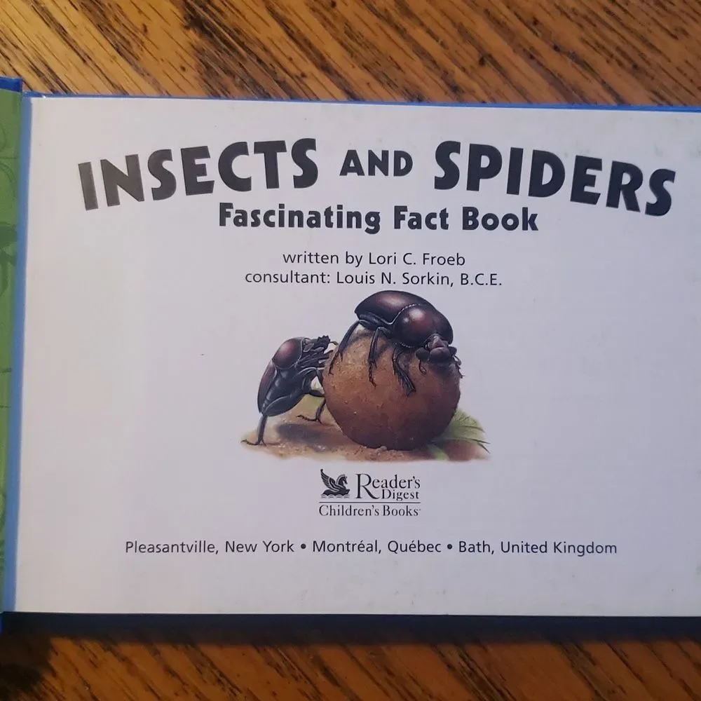 Insects & Spiders Hardcover Illustrated Nature Guide Book Ages 8-12 Fun‎ Facts